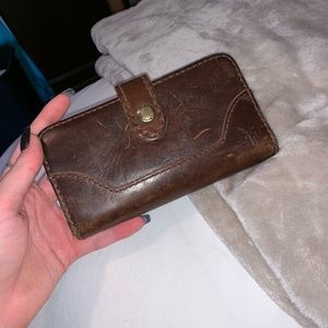 frye leather wallet